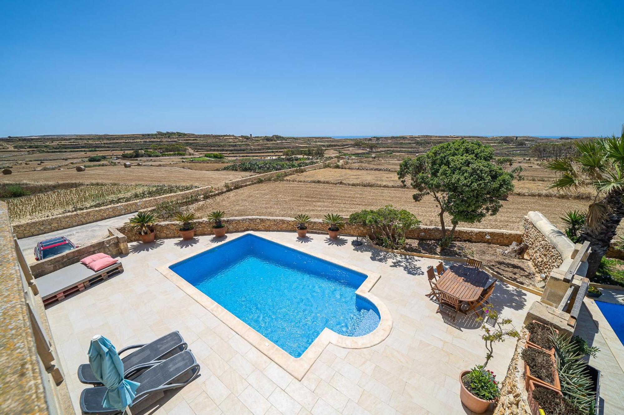 Lonza Gharb Farmhouse 외부 사진